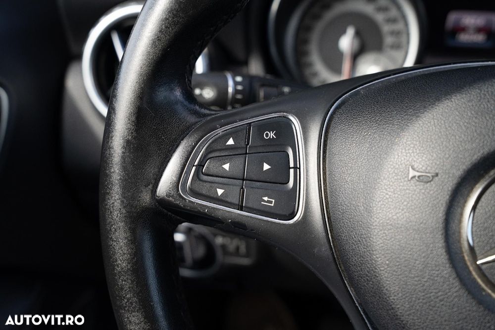 Mercedes-Benz GLA - 18