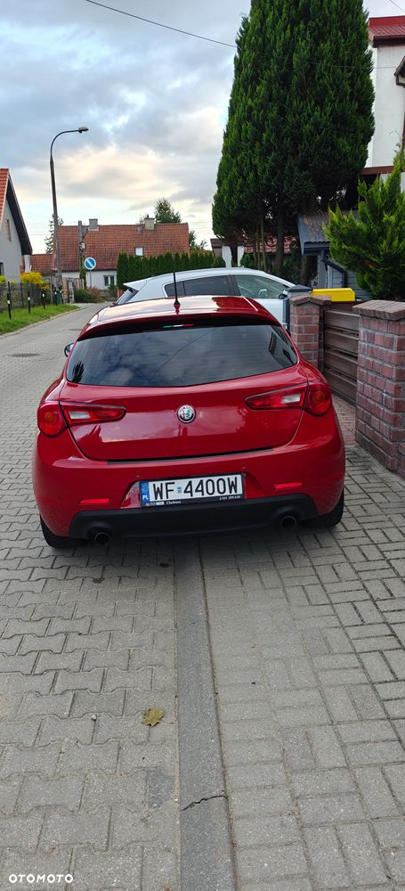 Alfa Romeo Giulietta 2.0 JTDM 16V - 11