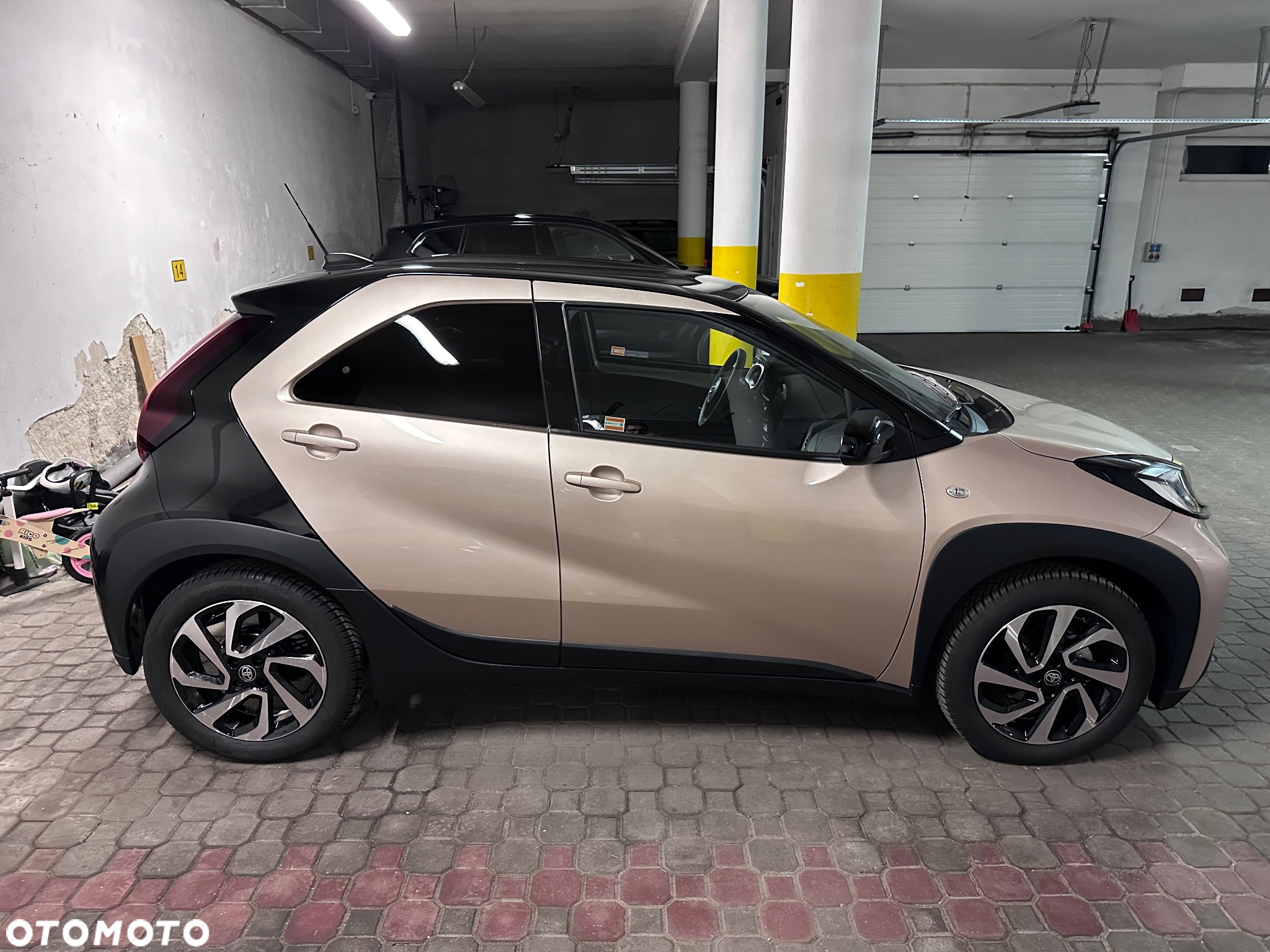 Toyota Aygo X 1.0 VVT-i Style CVT - 2