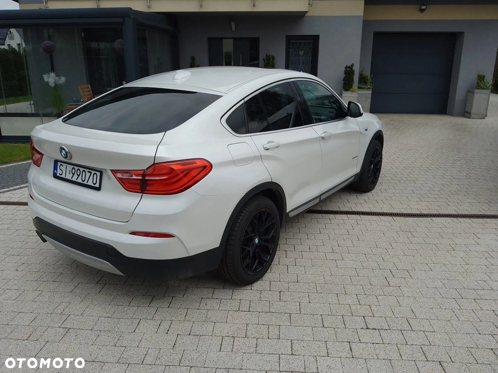 BMW X4 xDrive28i xLine - 4