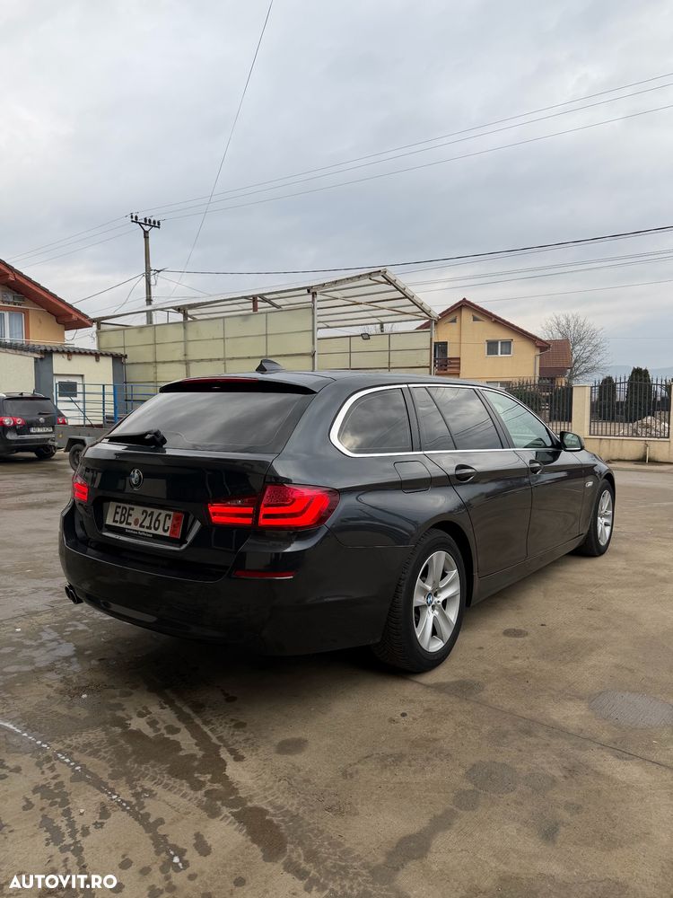 BMW Seria 5 520d Sport-Aut. - 8