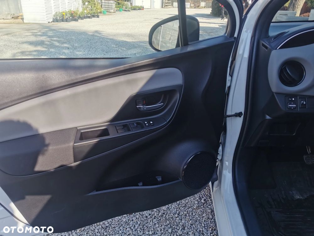 Toyota Yaris 1.33 Selection Platinum MS - 33