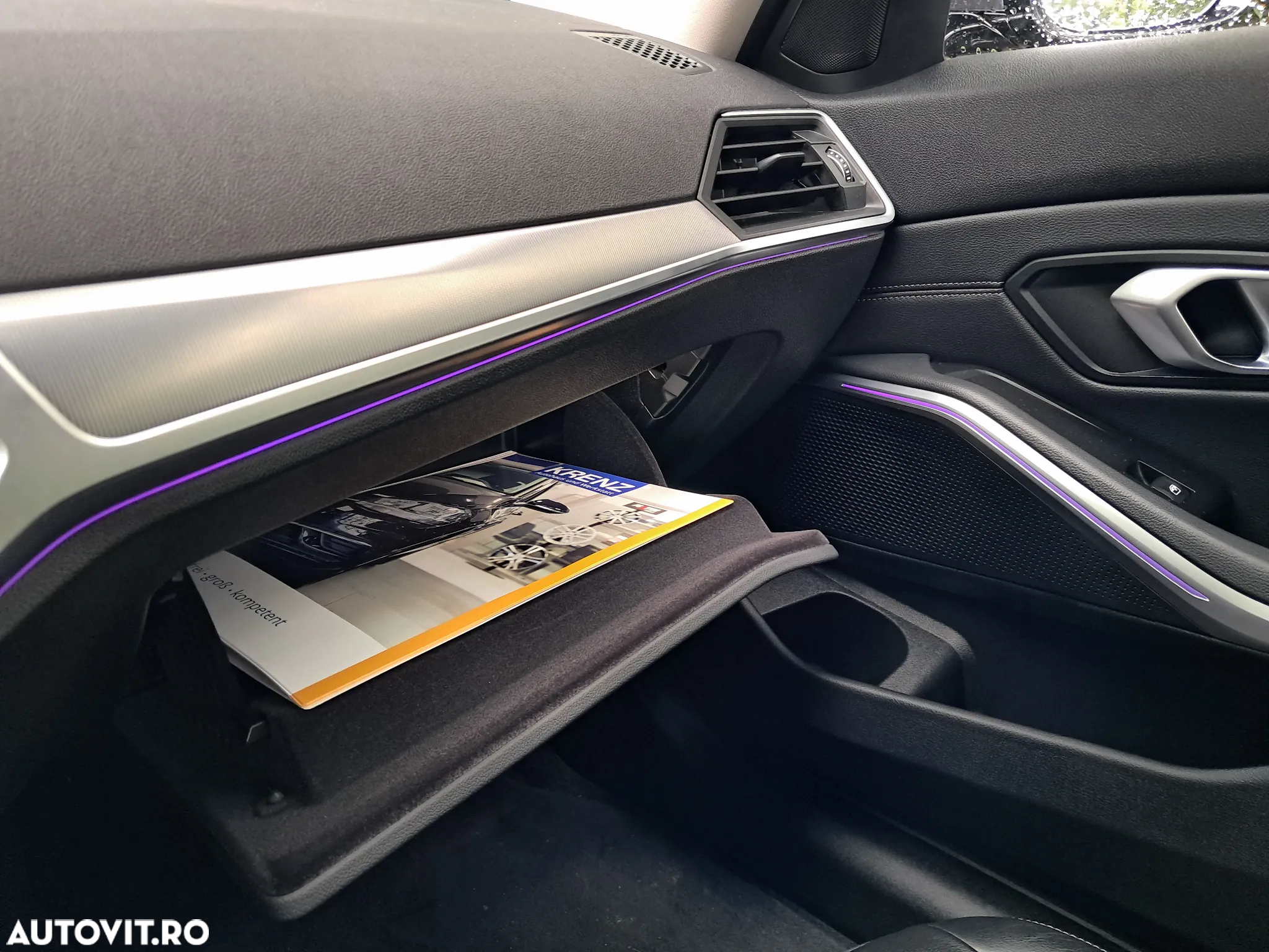 BMW Seria 3 330i Aut. Luxury Line - 21