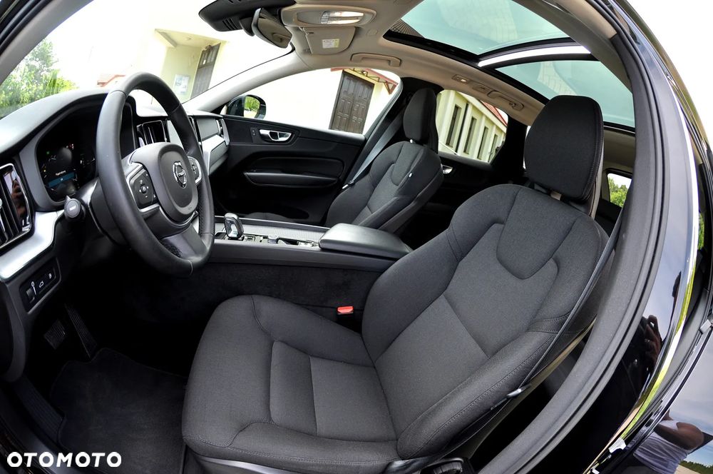 Volvo XC 60 T6 AWD Plug-In Hybrid Inscription - 19