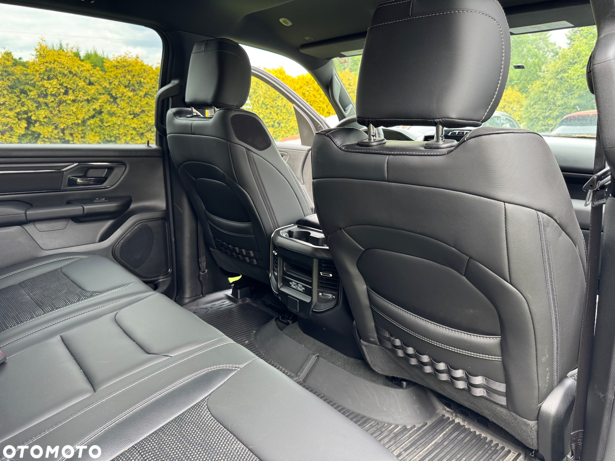 Dodge RAM 1500 5.7 4x4 - 22