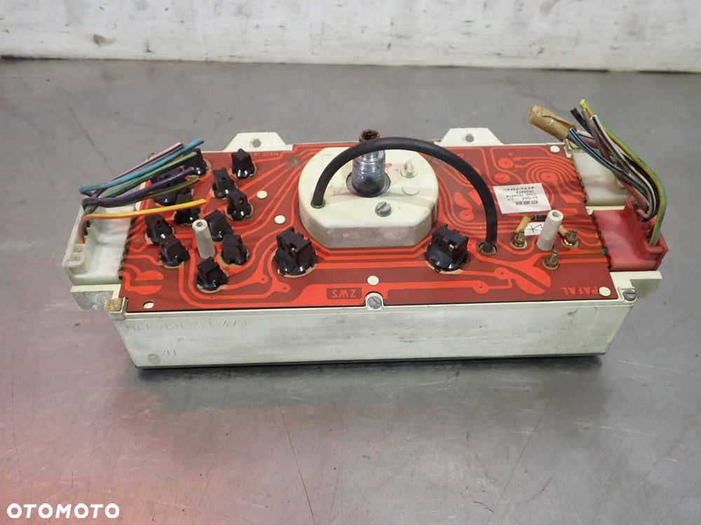 LICZNIK FIAT 126P 7534473 7534474 832302010 - 4