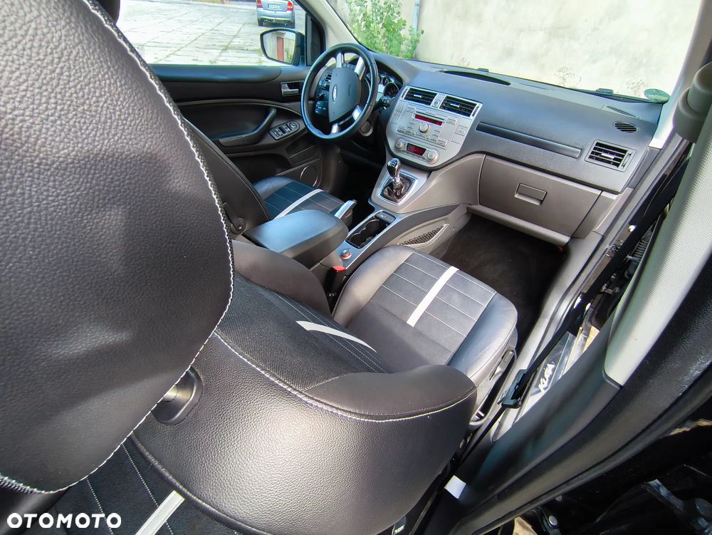 Ford Kuga 2.0 TDCi 4WD Titanium - 26