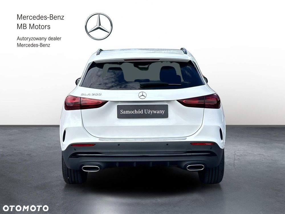Mercedes-Benz GLA - 5