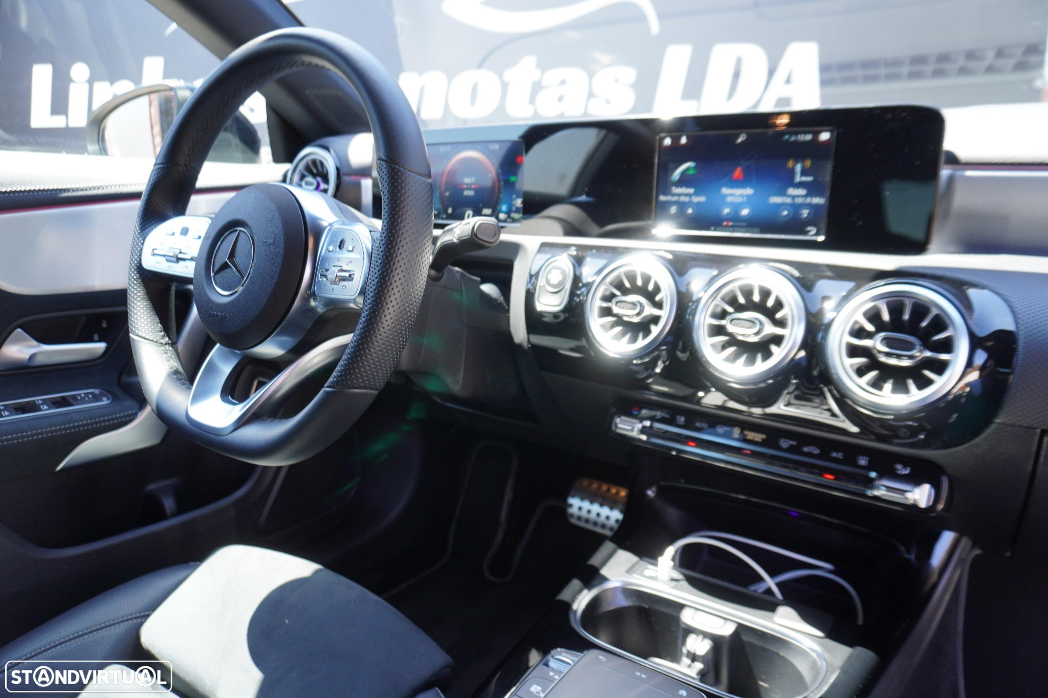 Mercedes-Benz CLA 250 e Shooting Brake AMG Line - 10