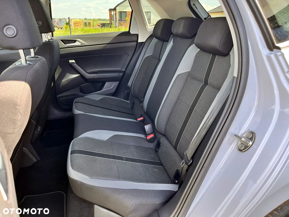 Volkswagen Polo 1.6 TDI SCR Highline - 24