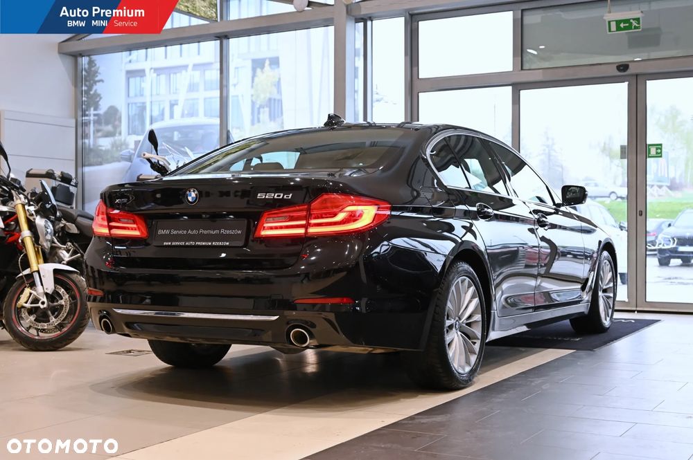BMW Seria 5 520d xDrive - 19