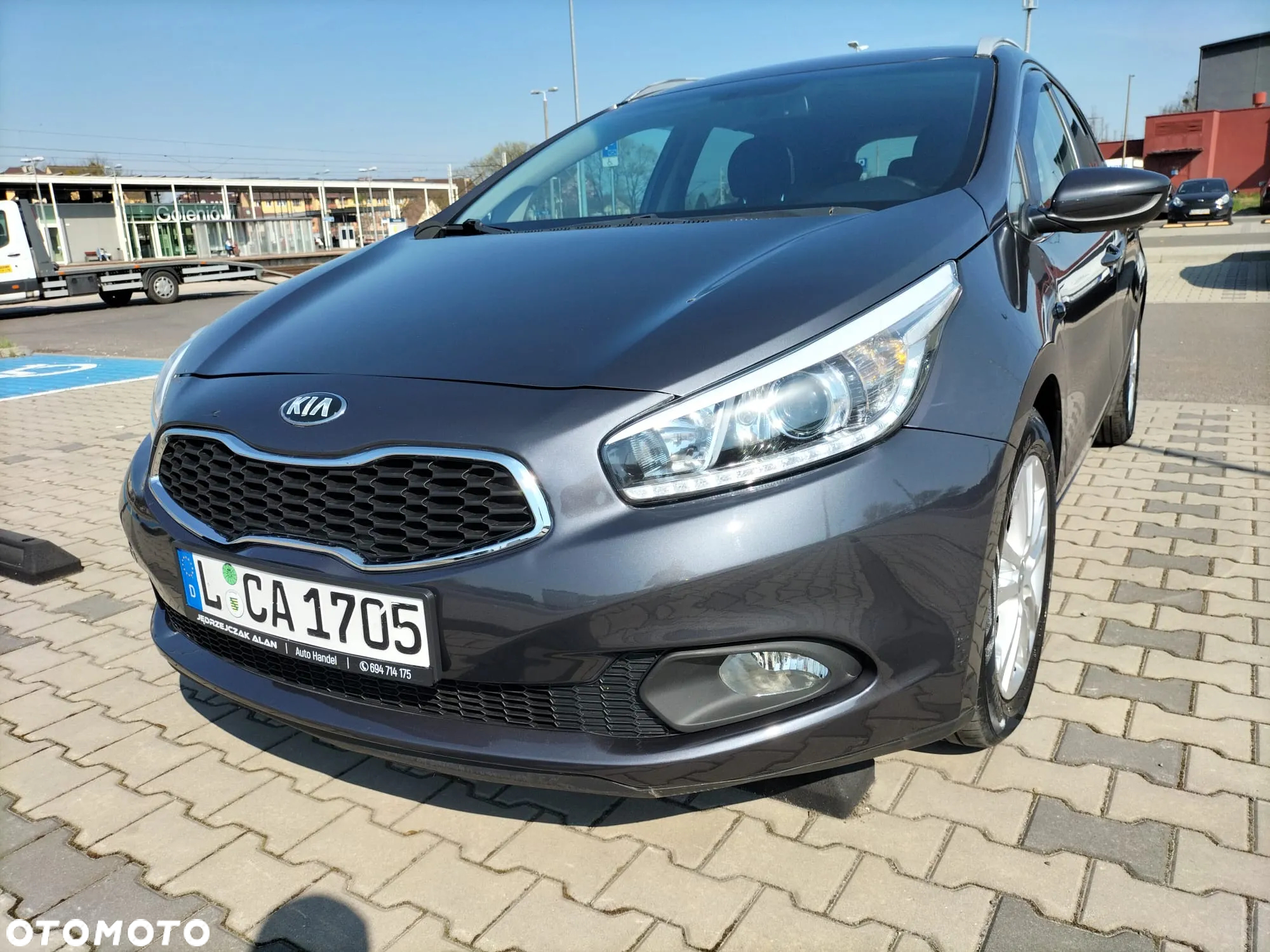 Kia Ceed 1.6 CRDi 128 Fifa World Cup Edition - 11