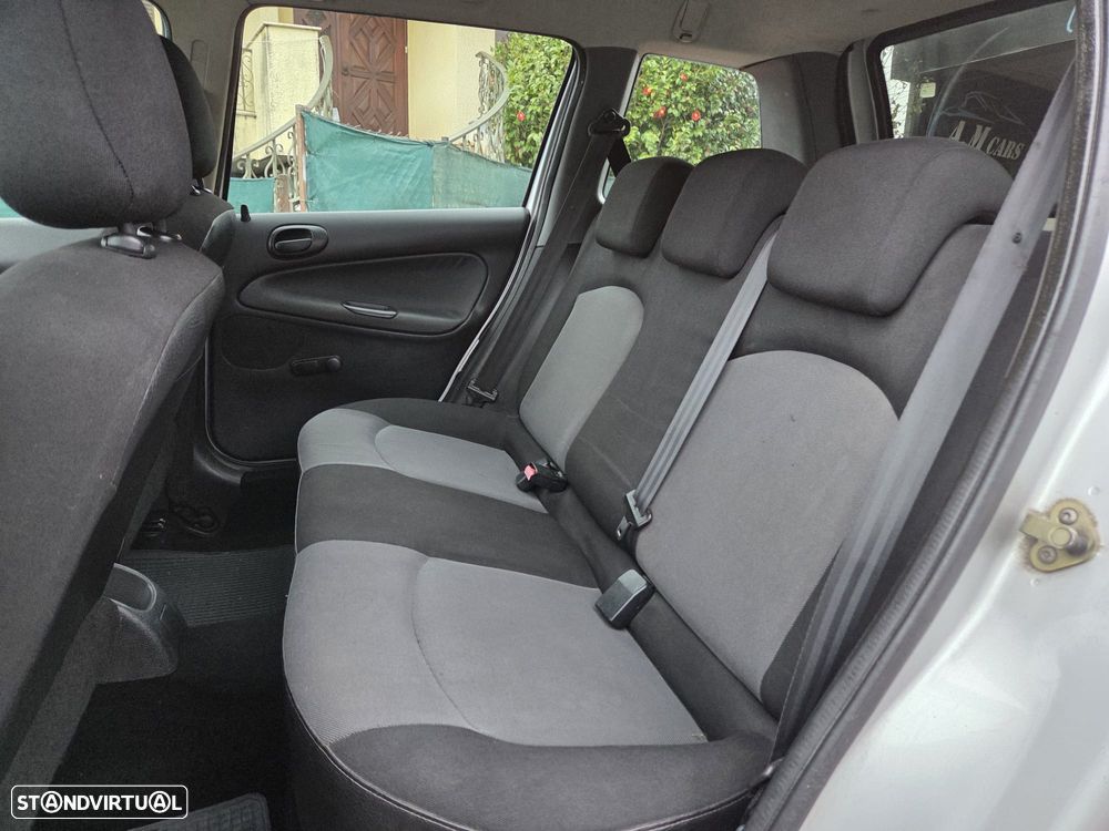 Peugeot 206 SW 1.4 - 10