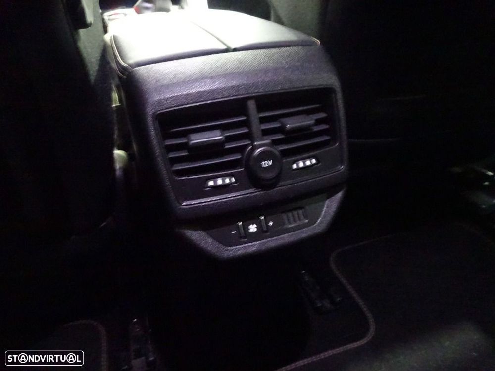 Peugeot 5008 1.5 BlueHDi GT Line - 34