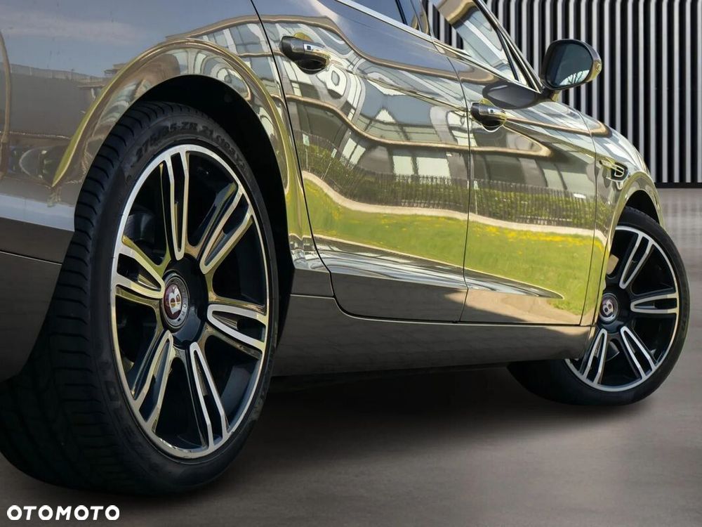 Bentley Flying Spur - 13