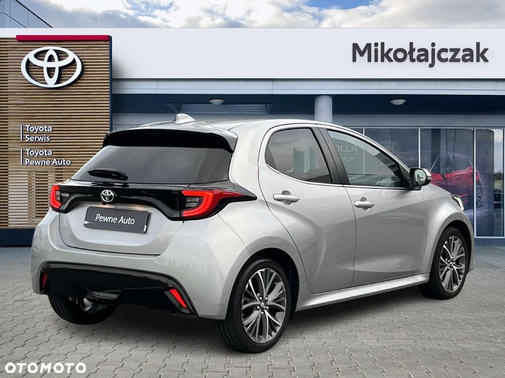 Toyota Yaris 1.5 Executive - 6