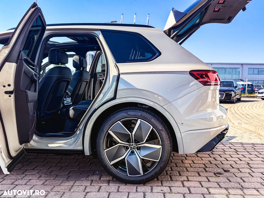 Volkswagen Touareg V6 TDI 4MOTION R-Line - 10