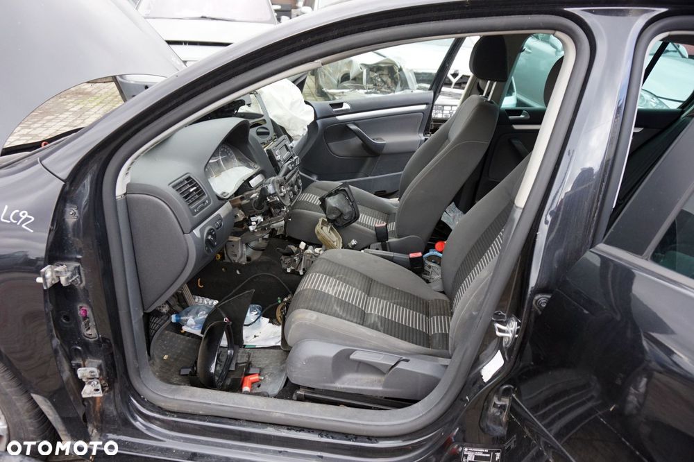 VOLKSWAGEN GOLF V 5D HB 2008 LC9Z 1.4 TSI CAXA 122KM JPG CZARNY na części - 12