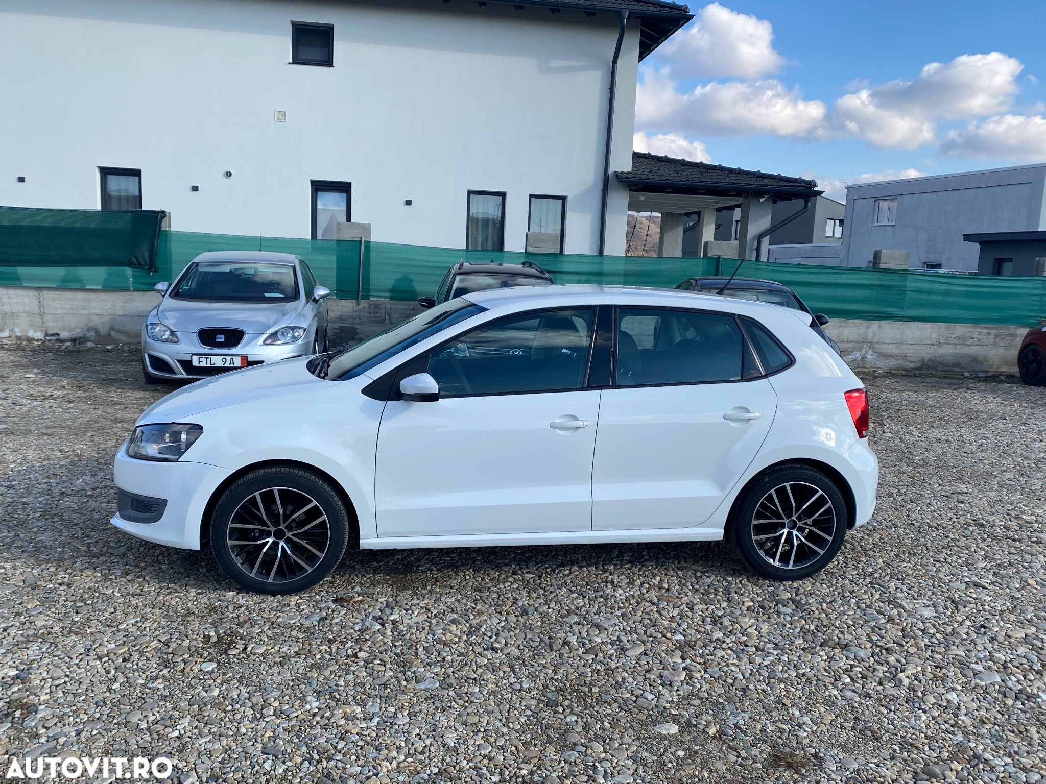 Volkswagen Polo 1.6 TDI Comfortline - 9