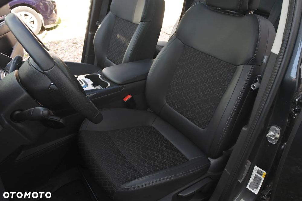 Peugeot 3008 PureTech 130 Stop & Start GPF Allure - 9