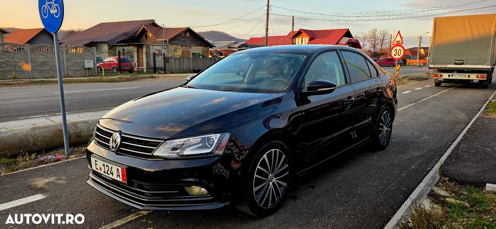 Volkswagen Jetta 2.0 TDI DSG BlueMotion Technologie Allstar - 21