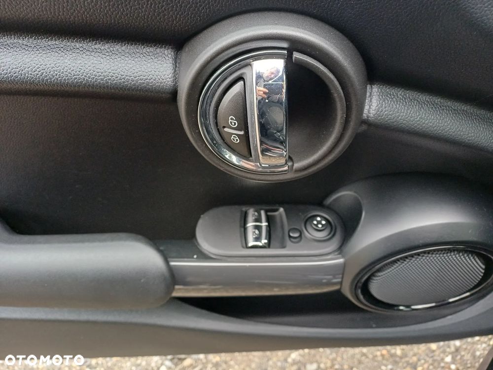 MINI Cooper John Works Trim - 17