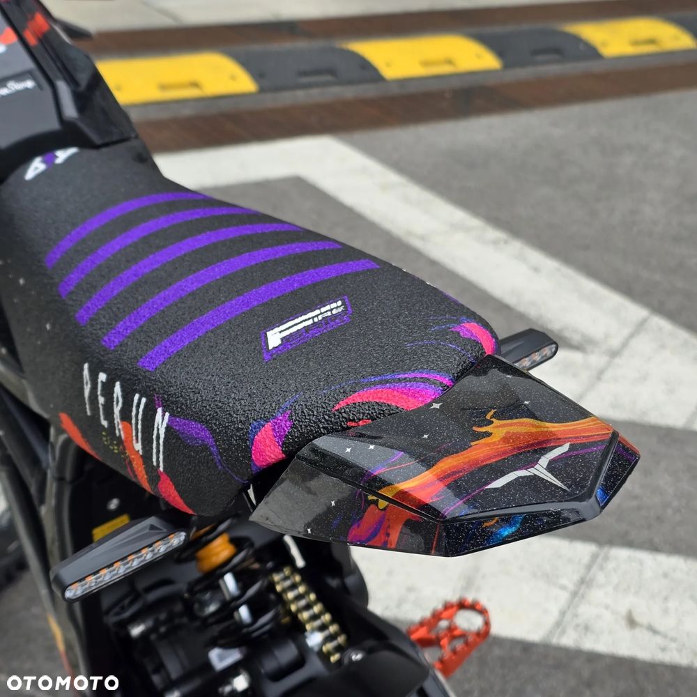 Talaria Sting L1e - 11