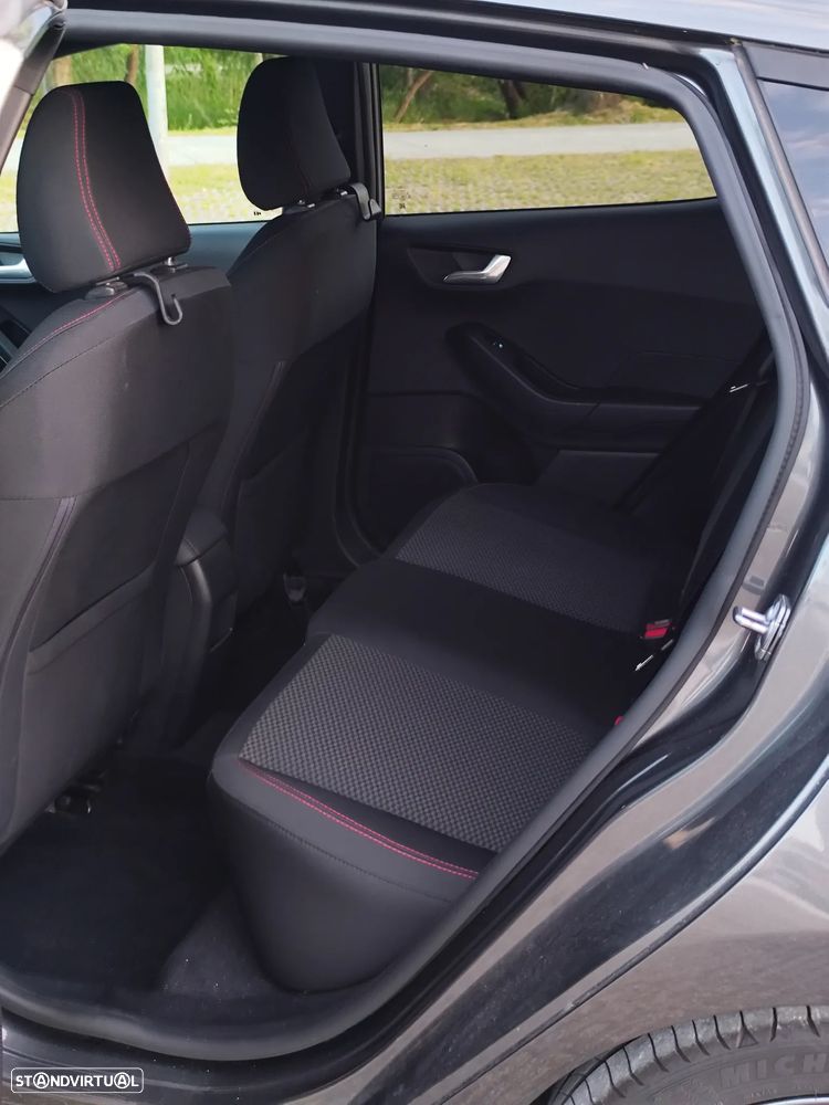 Ford Fiesta 1.0 EcoBoost MHEV ST-Line - 37