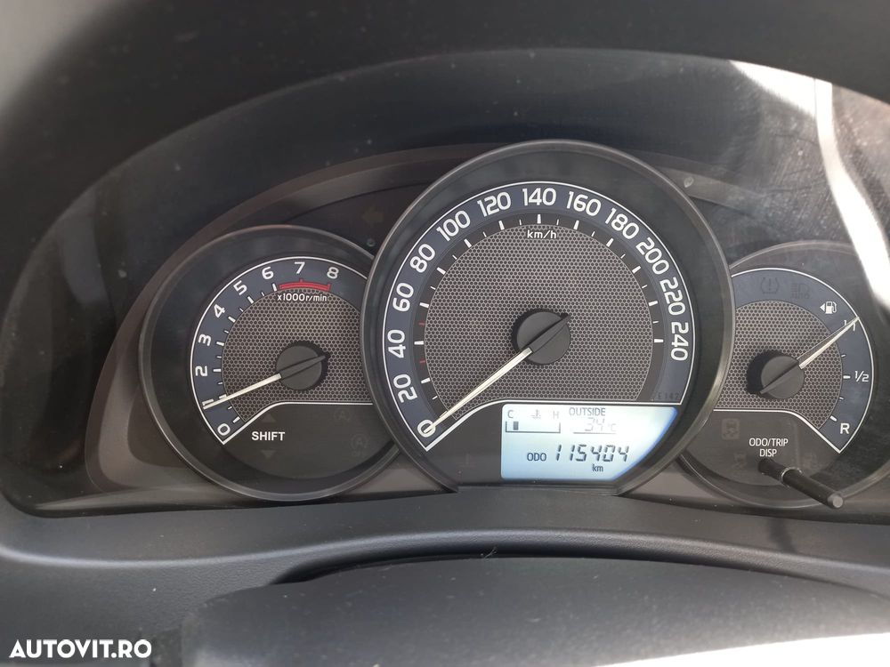 Toyota Auris - 5