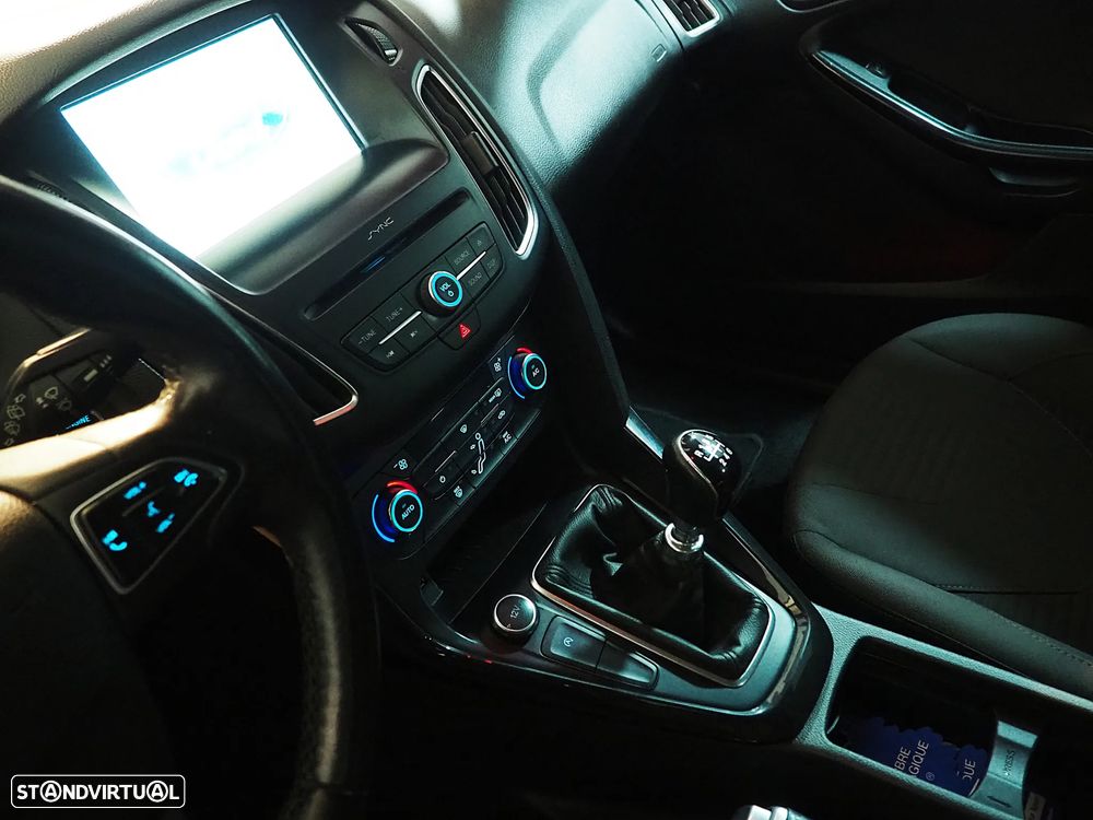 Ford Focus 1.5 TDCi Titanium - 19