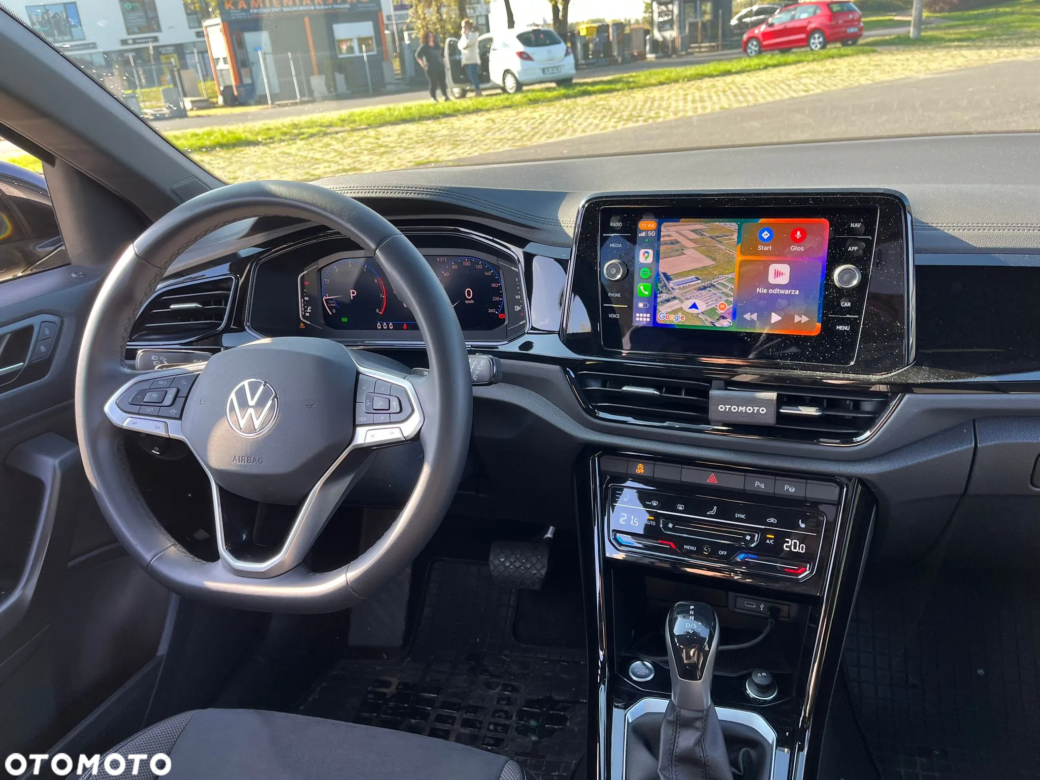 Volkswagen T-Roc 1.5 TSI Style DSG - 10