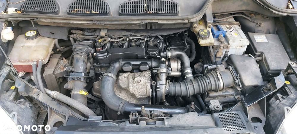 Ford Focus C-Max 1.6 TDCi Trend - 8