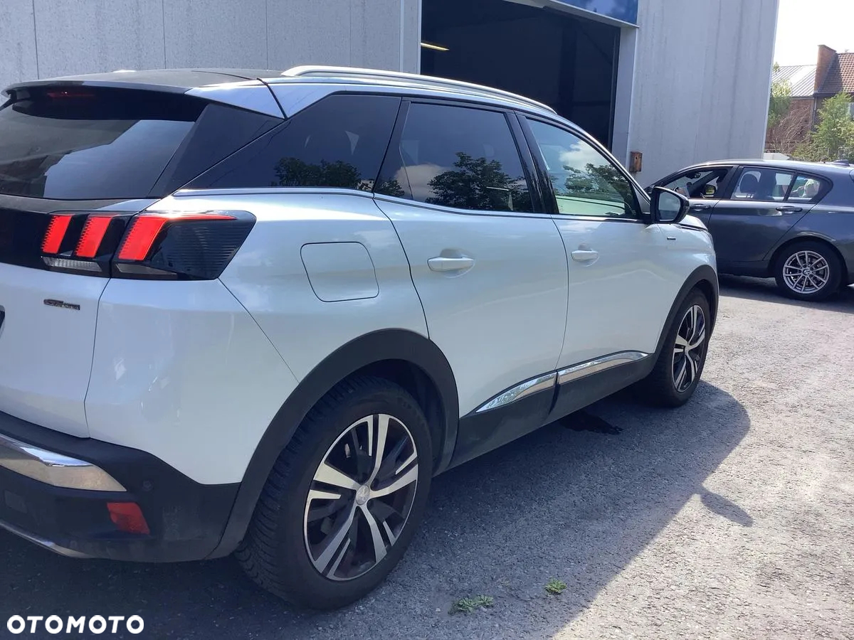 Peugeot 3008 1.5 BlueHDi GT S&S - 2