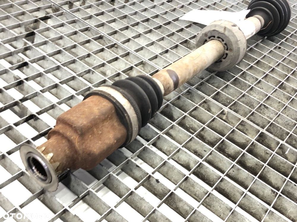 PÓŁOŚ PRAWY PRZÓD  DACIA LODGY (JS_) 2012 - 2022 1.6 61 kW [83 KM] benzyna 2012 - 2022 - 2