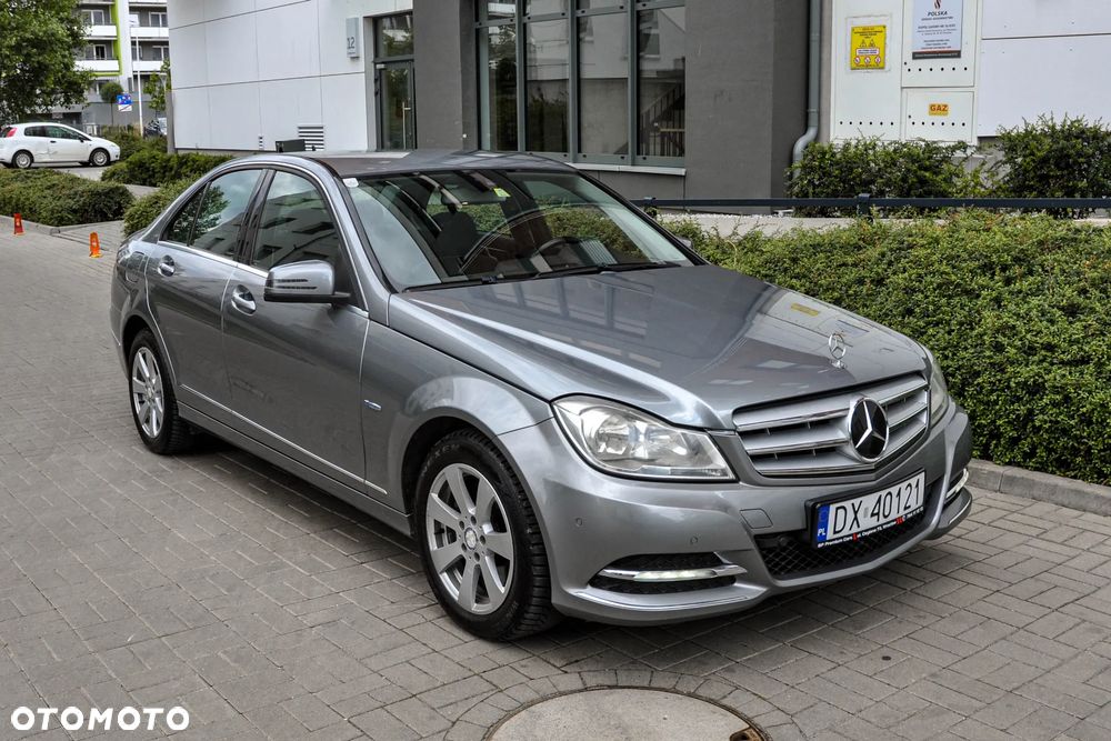 Mercedes-Benz Klasa C 350 BlueEff 4-Matic Elegance - 6