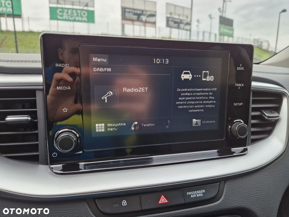 Kia XCeed 1.5 T-GDI M - 24