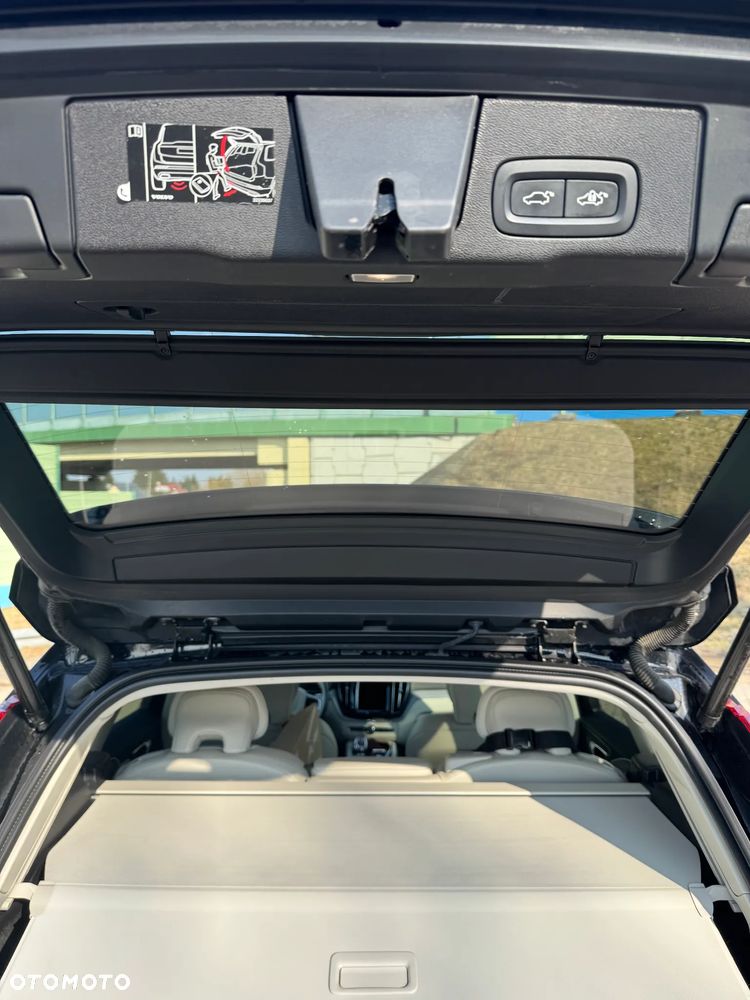 Volvo XC 60 B4 D AWD Inscription - 22