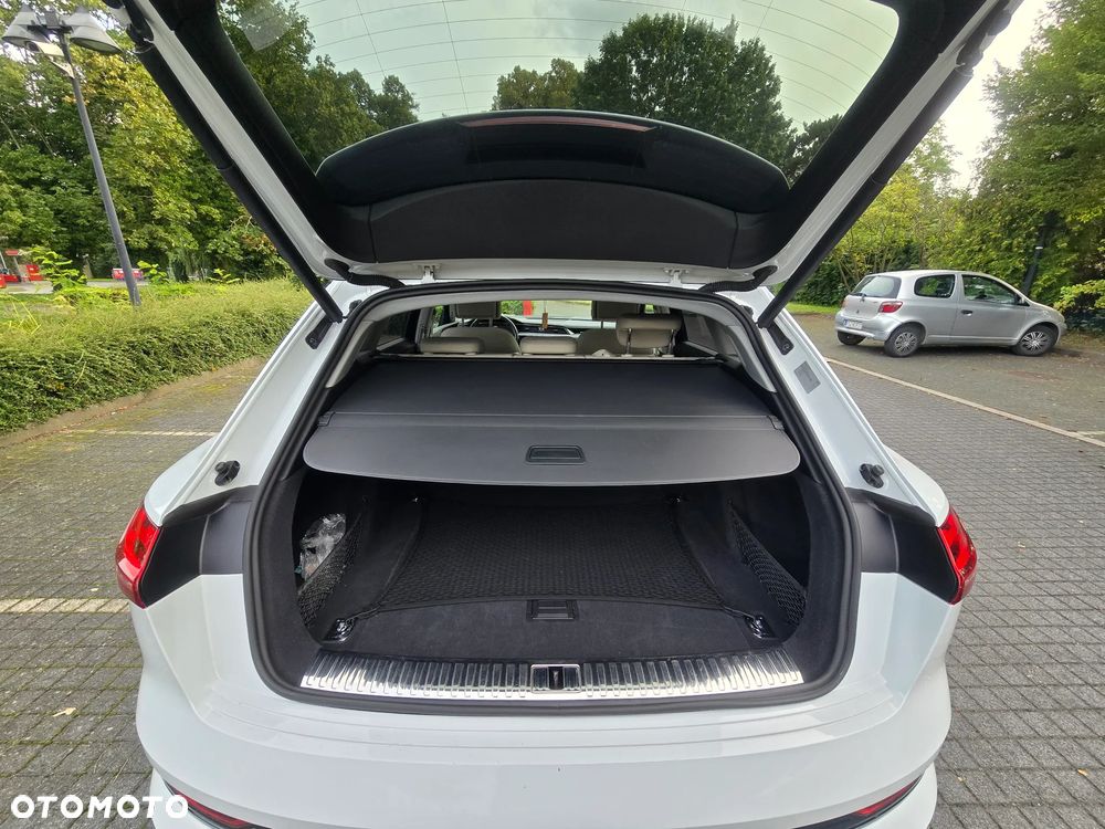 Audi e-tron 55 Quattro S Line - 9