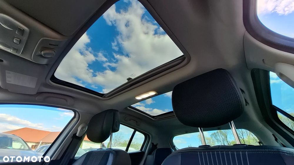 Renault Megane TCe 130 Night and Day - 23