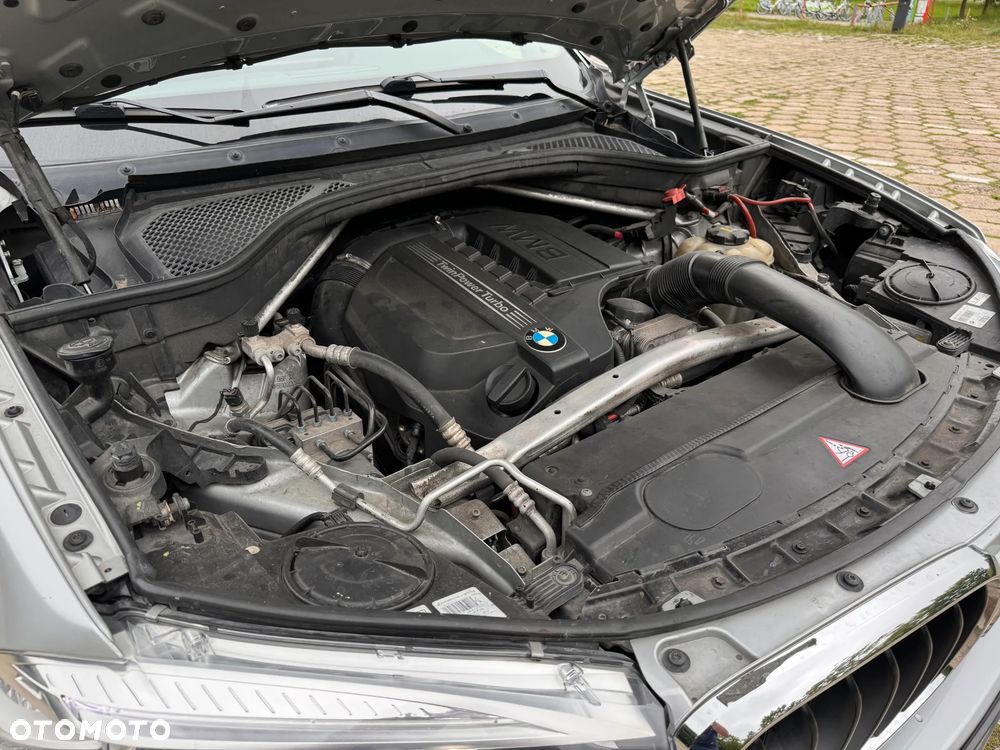 BMW X5 xDrive35i - 31