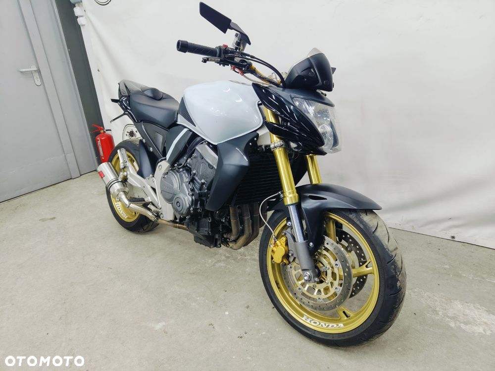 Honda Hornet - 2