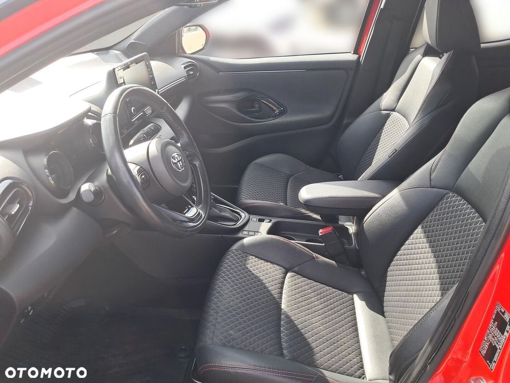 Toyota Yaris - 9