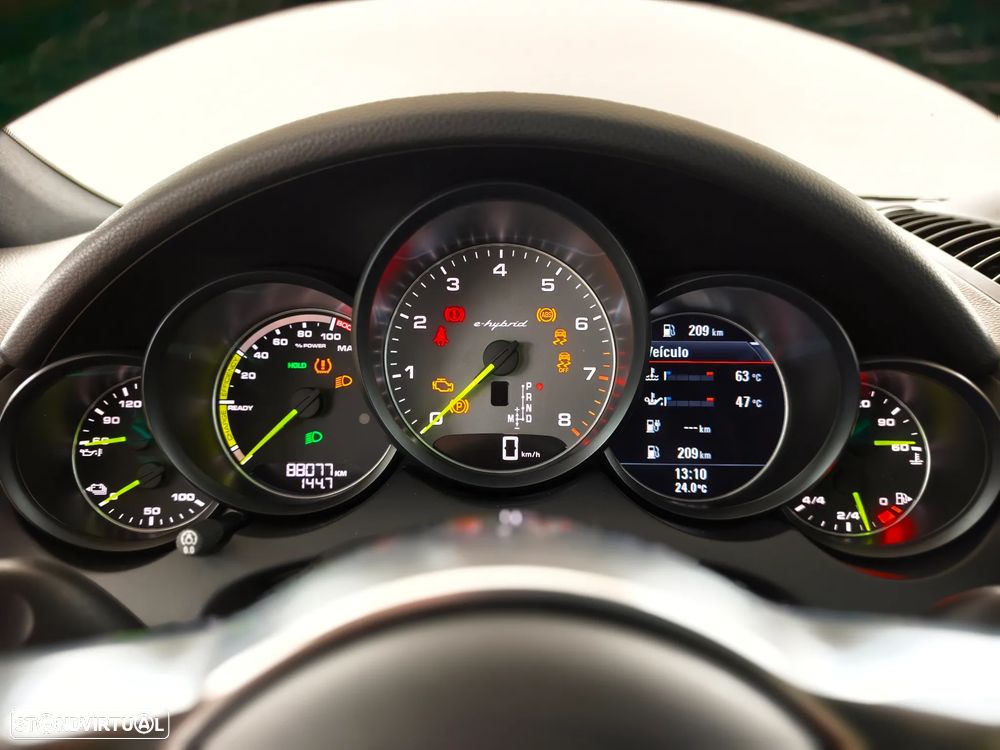 Porsche Cayenne S E-Hybrid Platinum Edition - 22