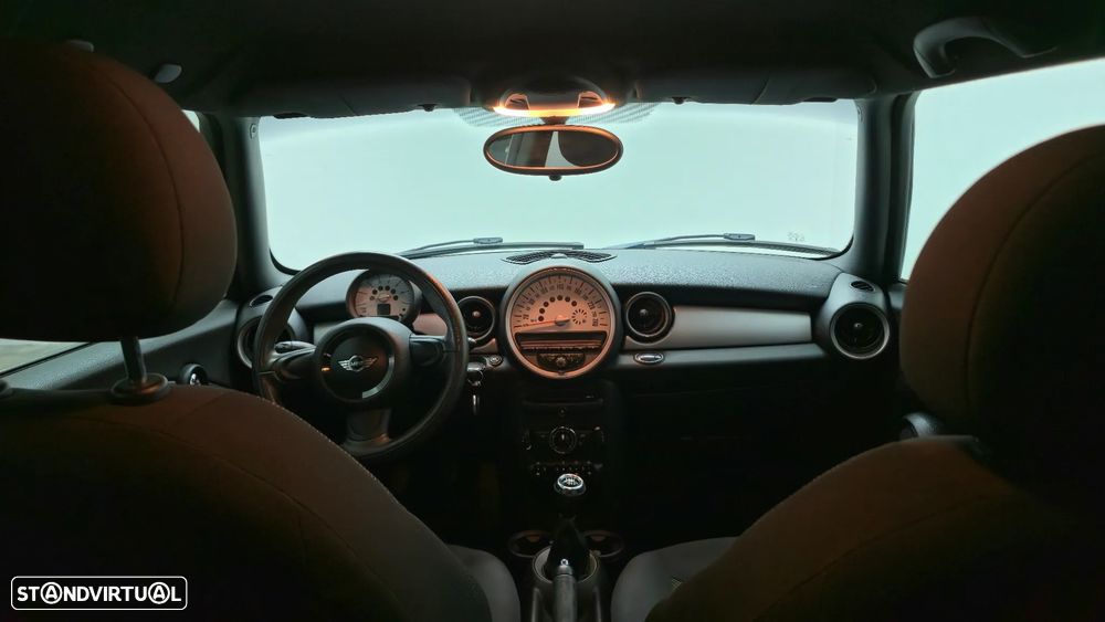 MINI 3 Portas Cooper D 50 Camden - 7