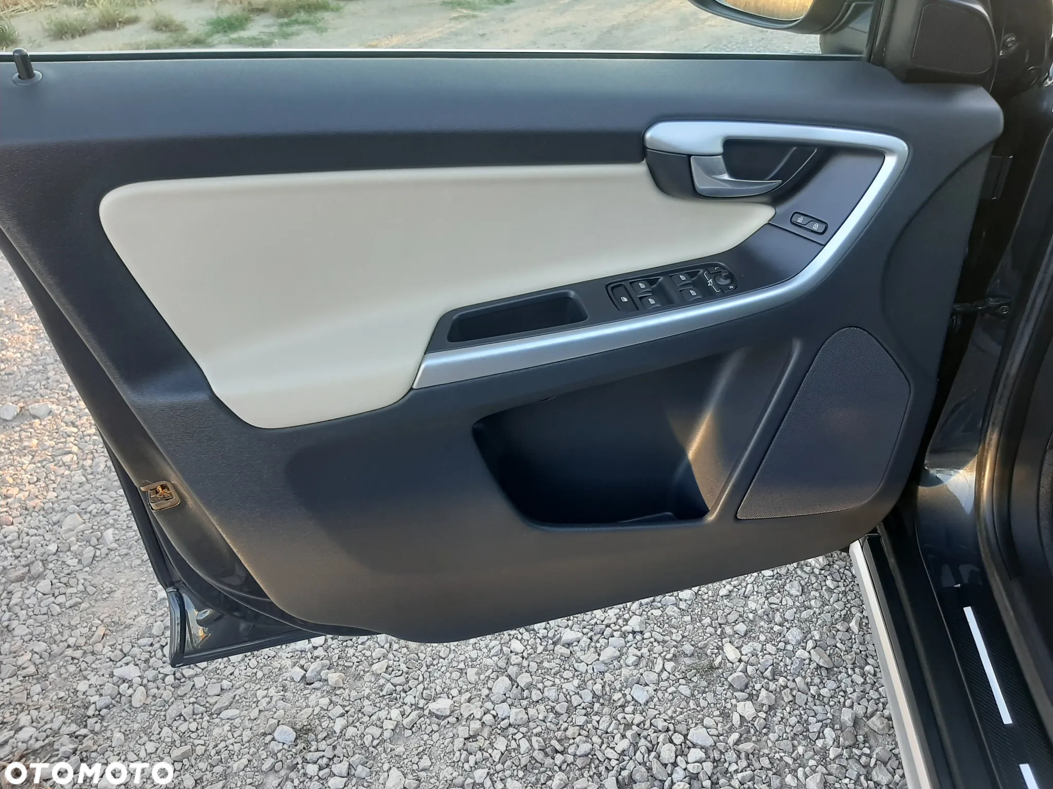 Volvo XC 60 D5 AWD RDesign - 29