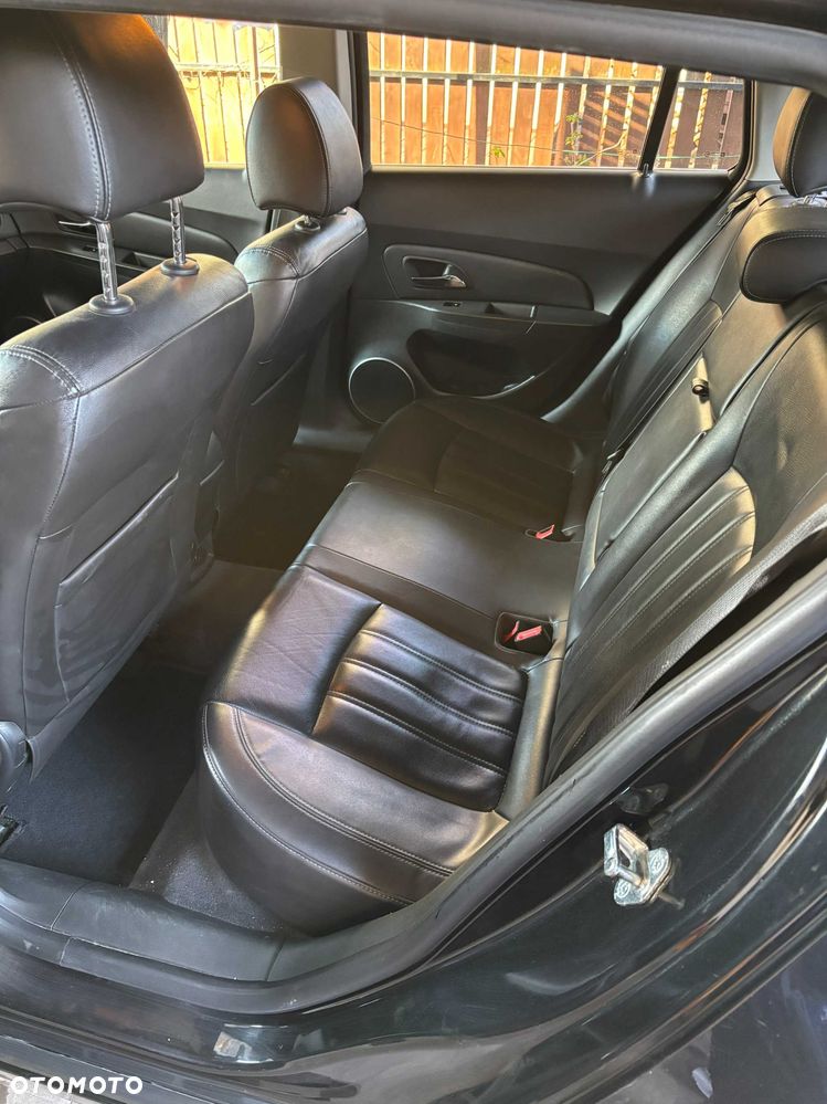 Chevrolet Cruze - 8