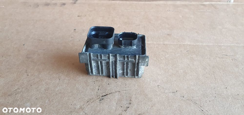 Przekaźnik moduł świec żarowych Opel Insignia A 2.0 CDTI 55574293 - 2