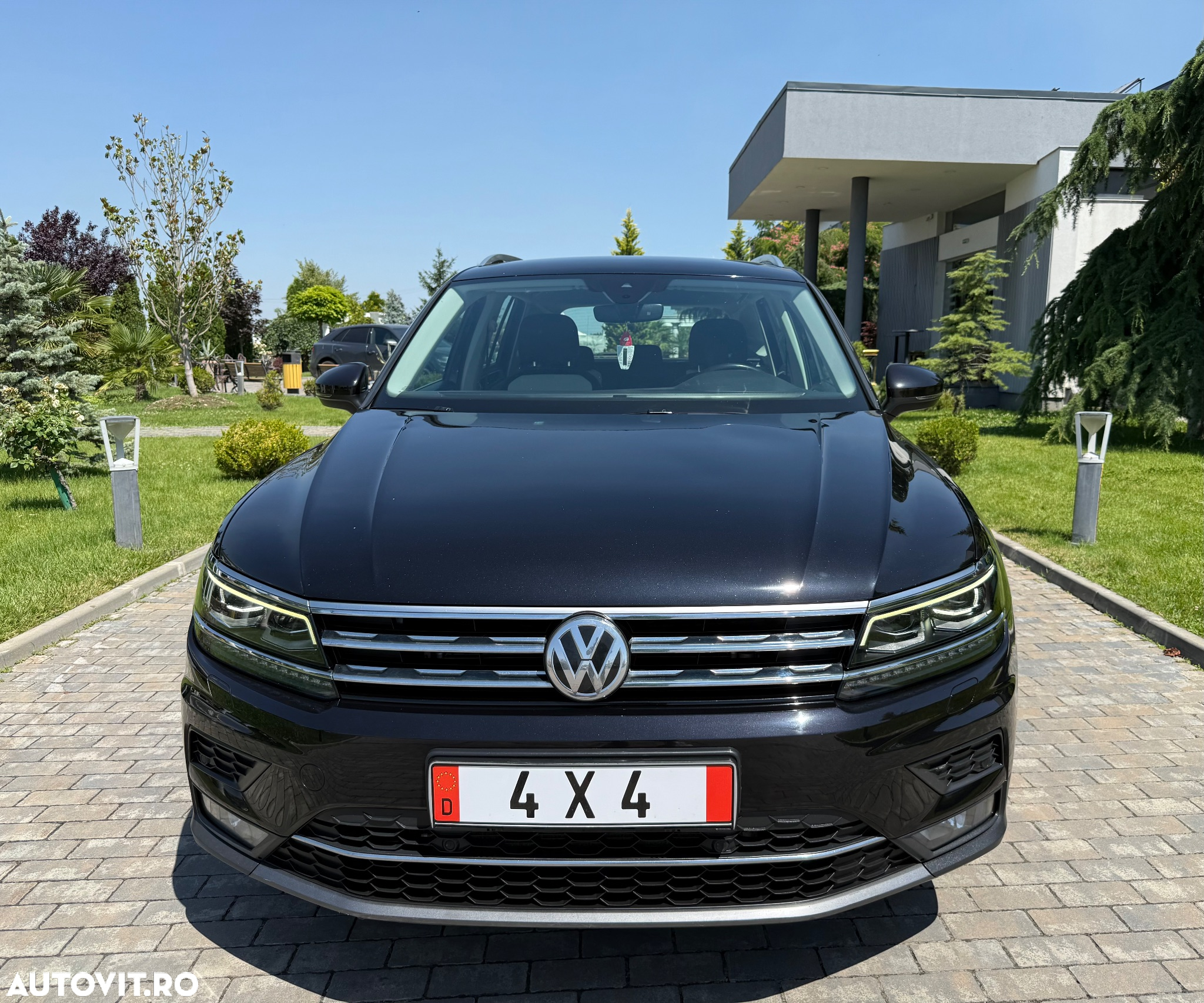 Volkswagen Tiguan 2.0 TDI DSG 4Mot Highline - 4