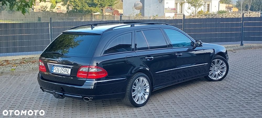 Mercedes-Benz Klasa E - 28