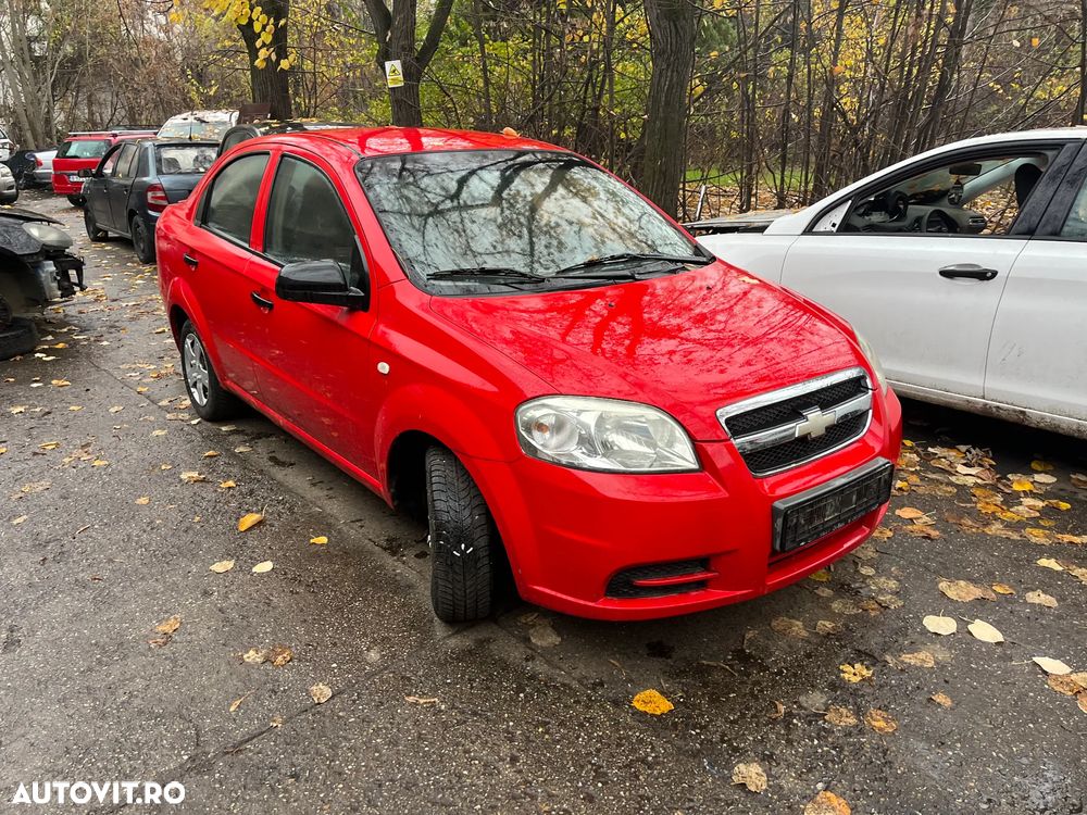Dezmembrez Chevrolet Aveo 2008 rosu 1,2 benzina - 4
